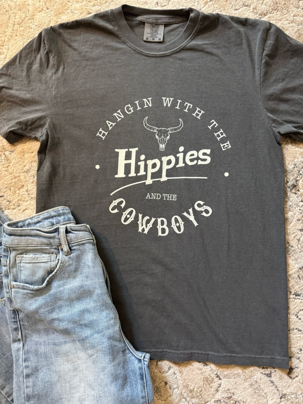 Hippies And Cowboys Graphic Tee Small